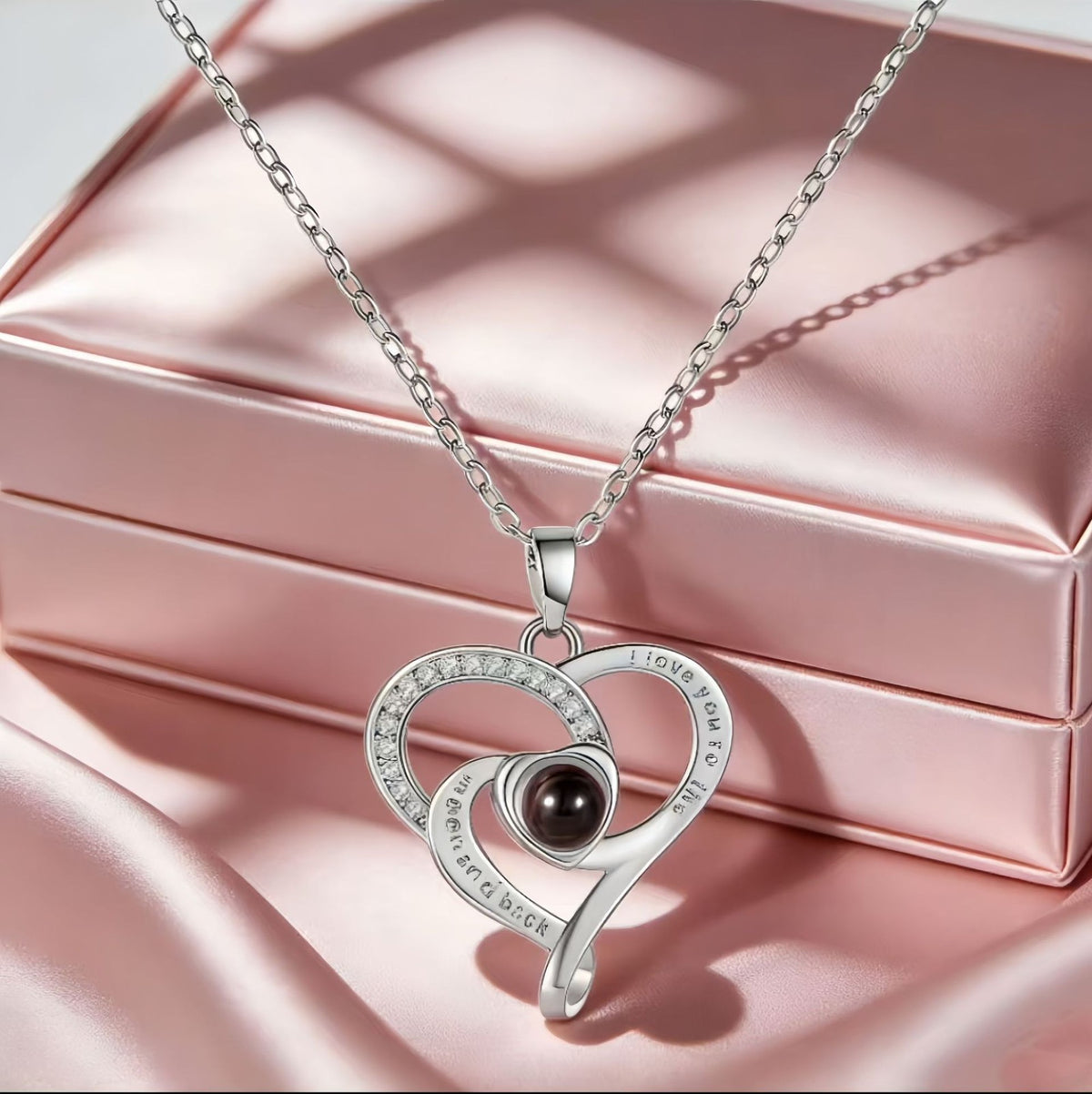 Intertwined Heart Projection Necklace