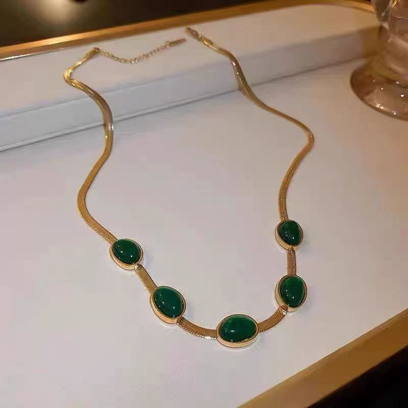 Green Stone Snake Chain Necklace