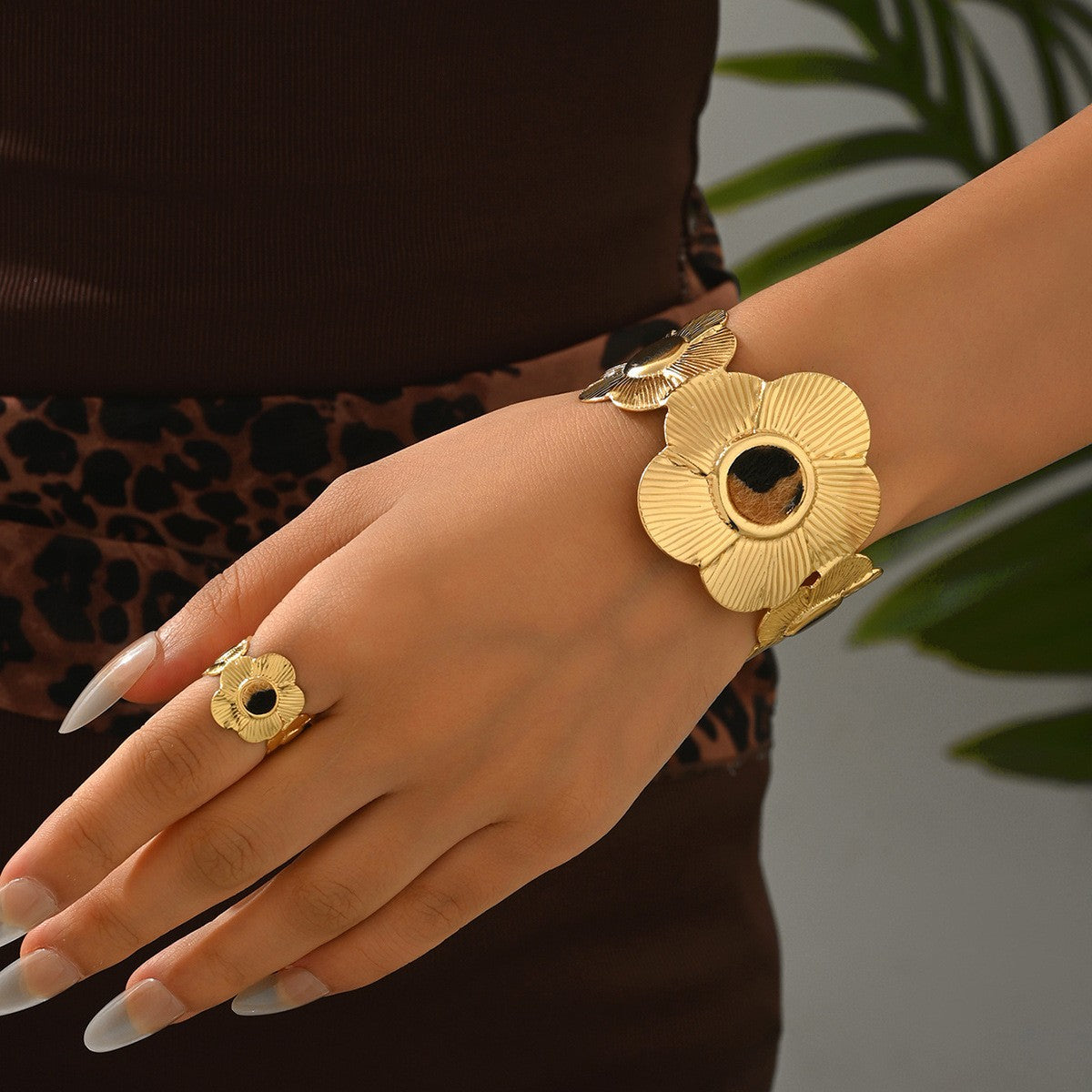 Textured Floral Open Cuff & Ring Set