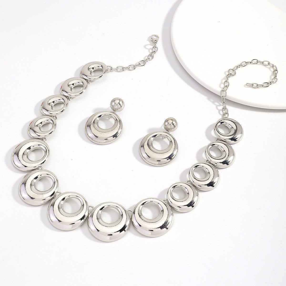 Glossy Oval Link Necklace & Earring Set