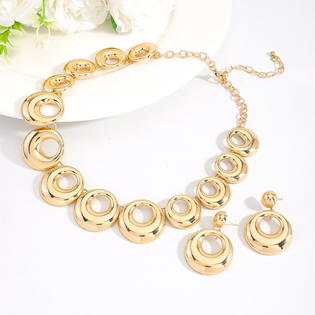 Glossy Oval Link Necklace & Earring Set