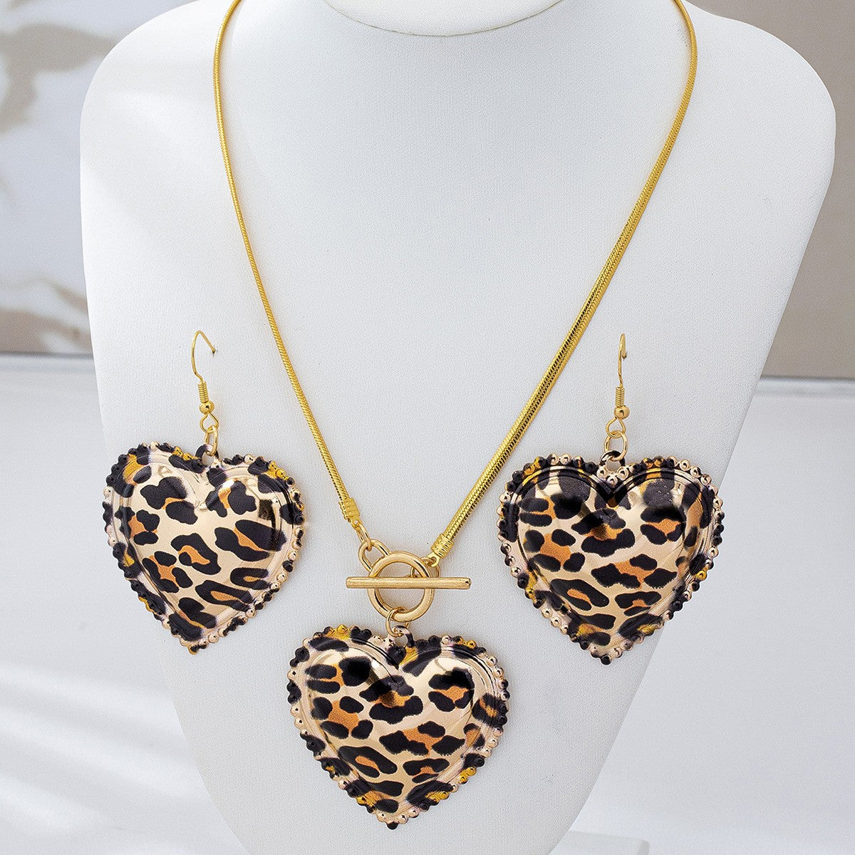 Leopard Print Heart Toggle Jewelry Set