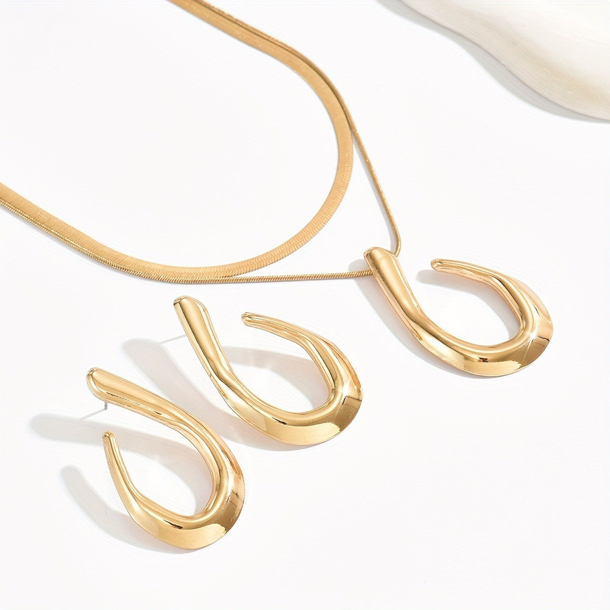 Open Teardrop Layered Necklace