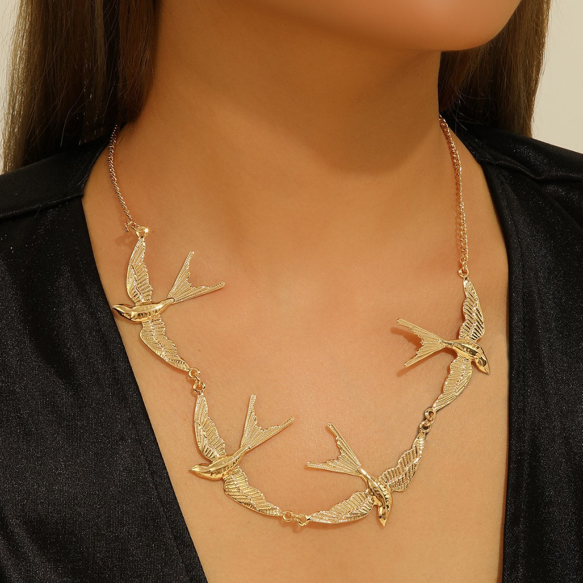 Flying Bird Collarbone Necklace