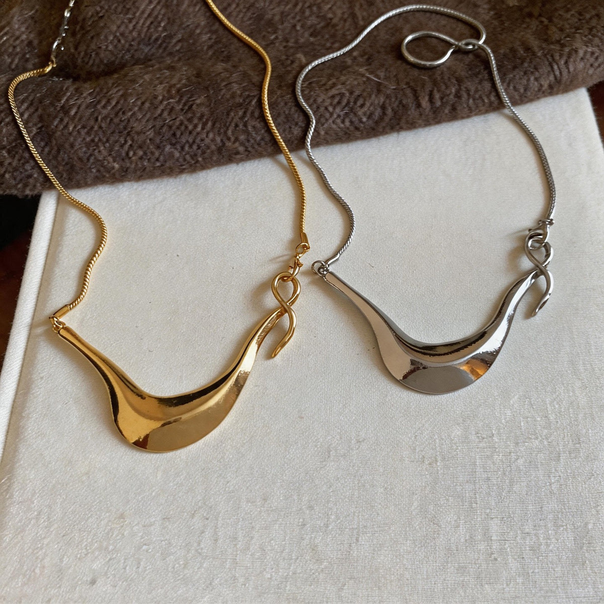 Sculptural Curve Necklace