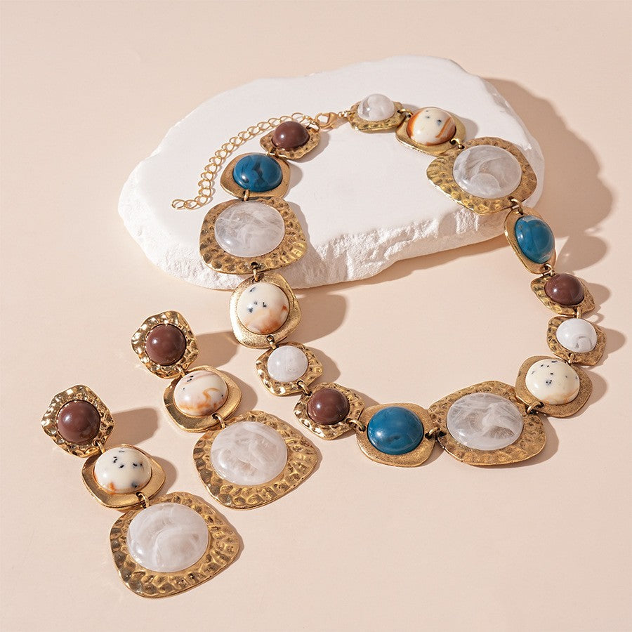 Irregular Stone Statement Necklace