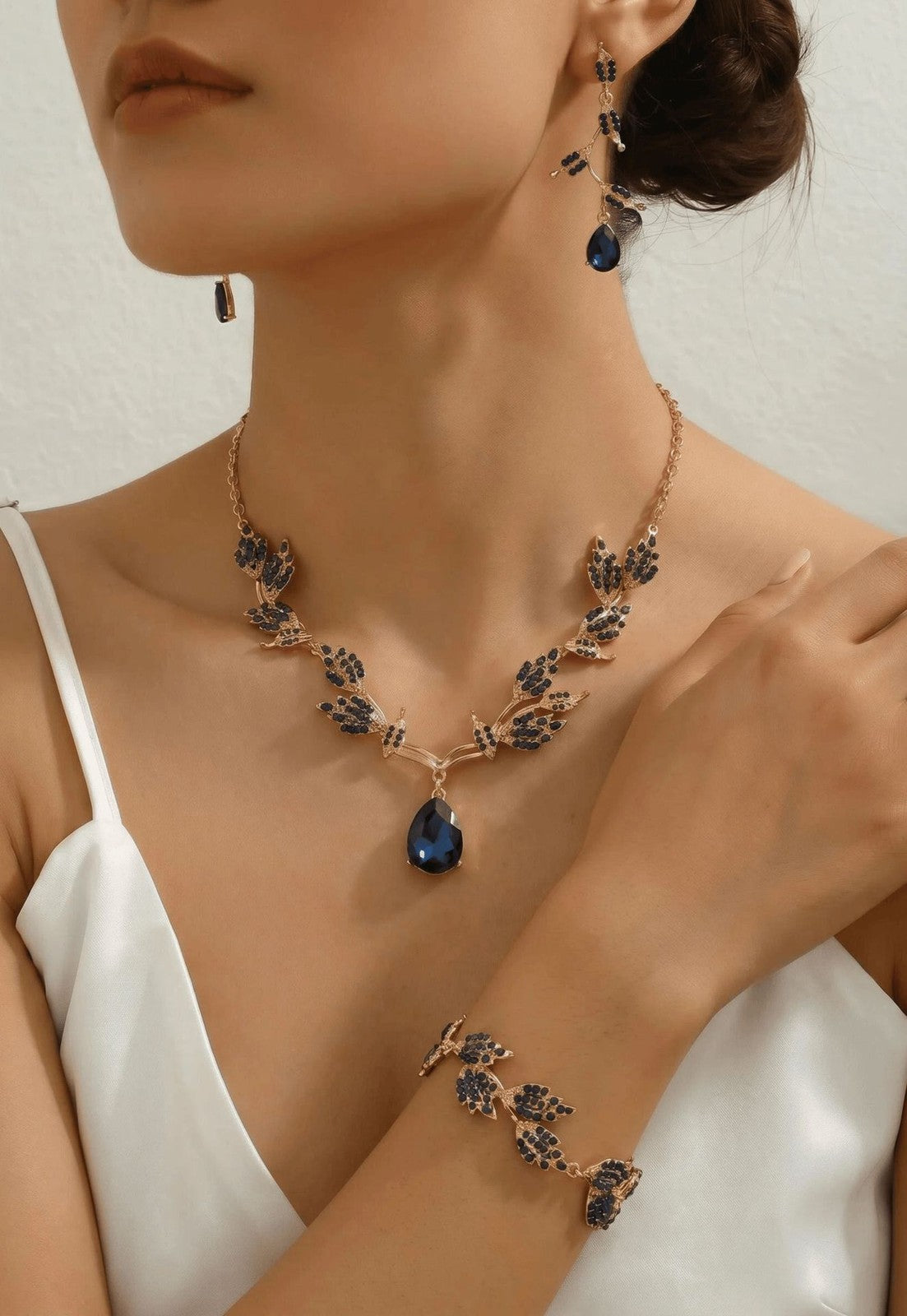 Green Leaf Jewelry Set