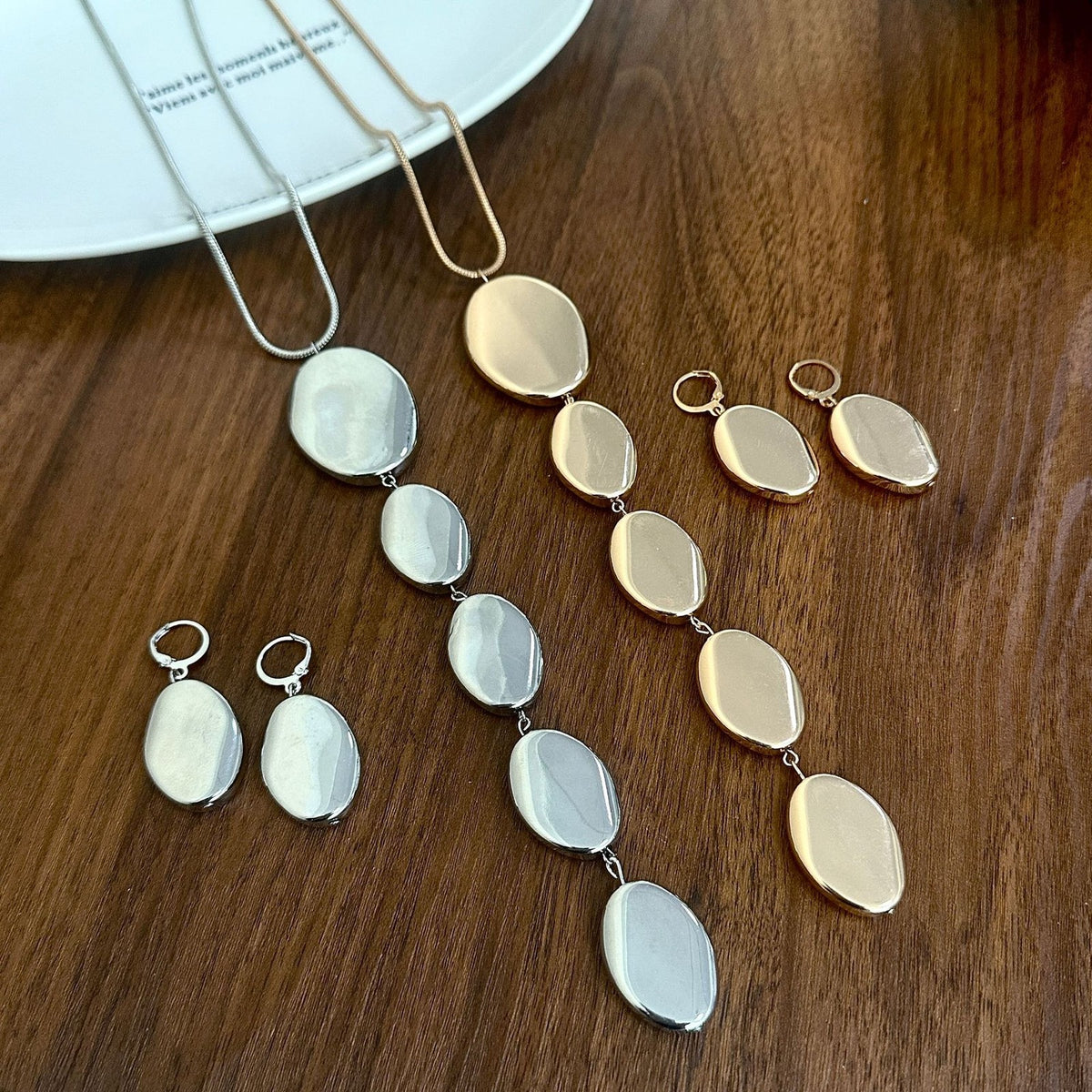 Smooth Oval Link Necklace & Earring Set