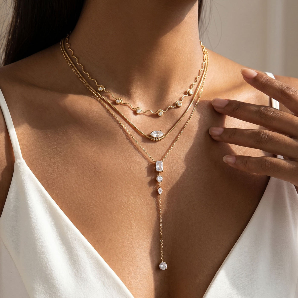 Wavy Crystal & Lariat Layered Necklace