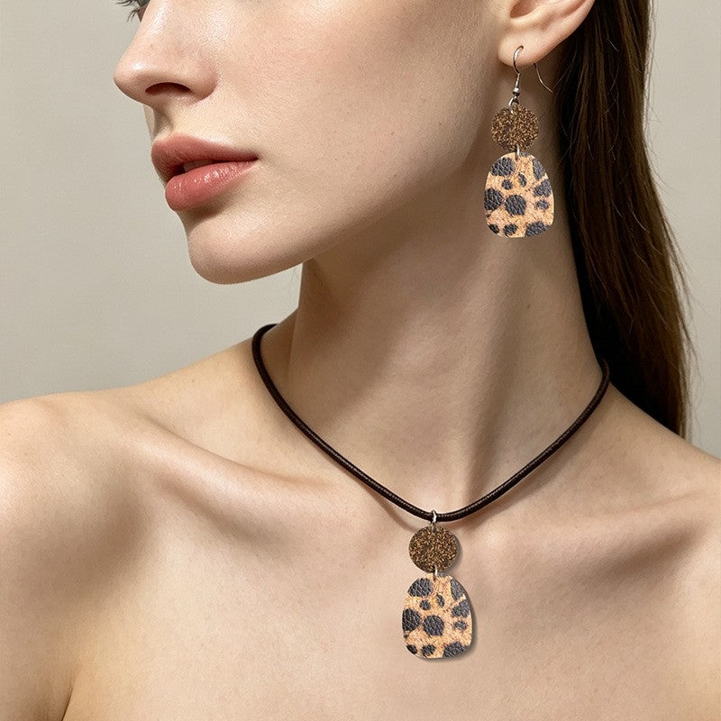Leopard Print Pendant Set