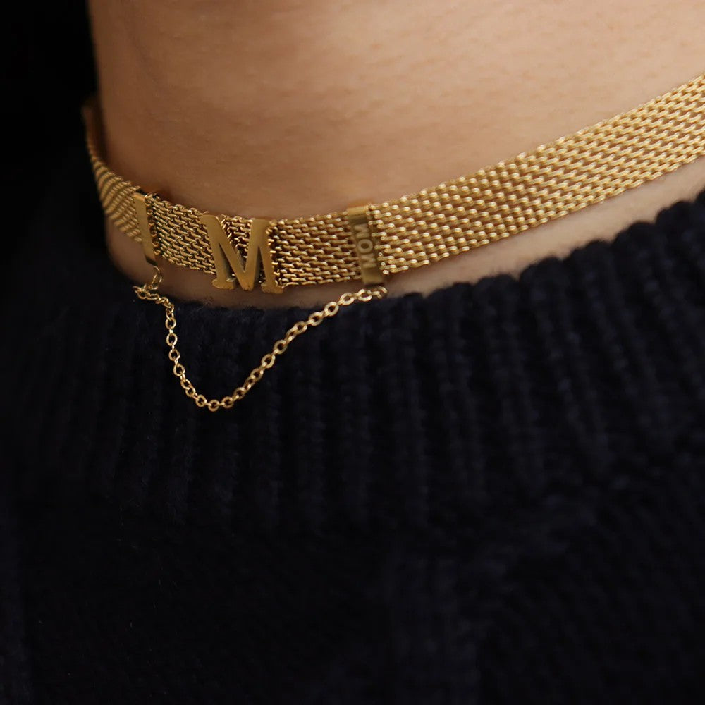 Initial Mesh Choker Necklace
