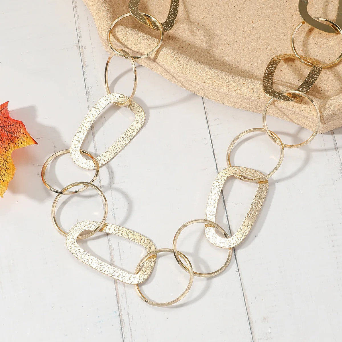 Textured Oval Link Necklace