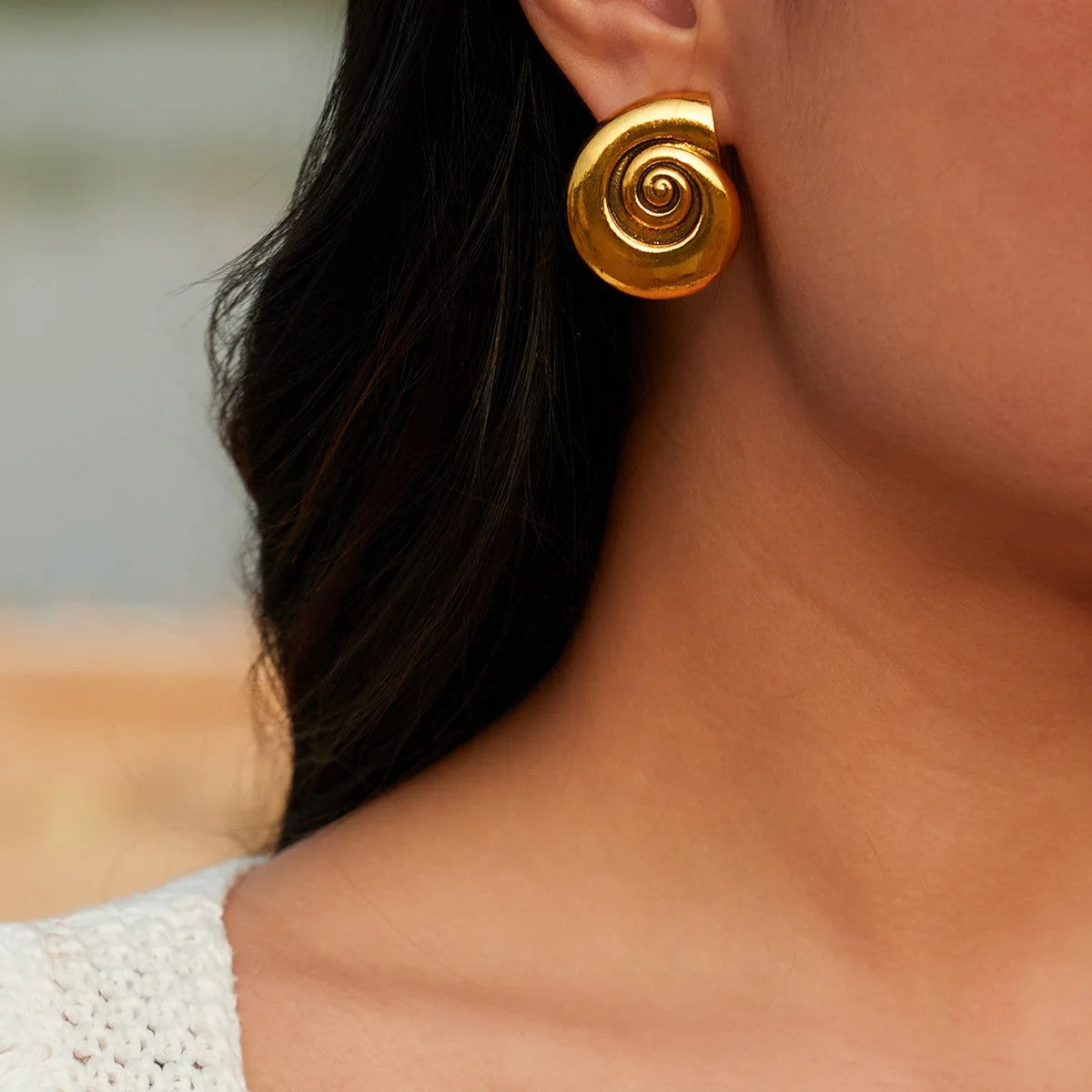 Gold-Tone Conch Spiral Jewelry Set