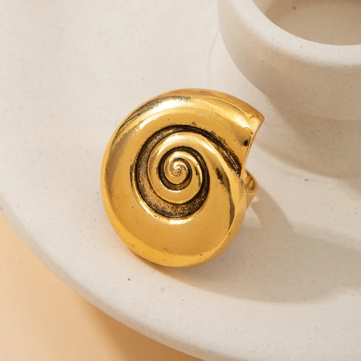 Gold-Tone Conch Spiral Jewelry Set