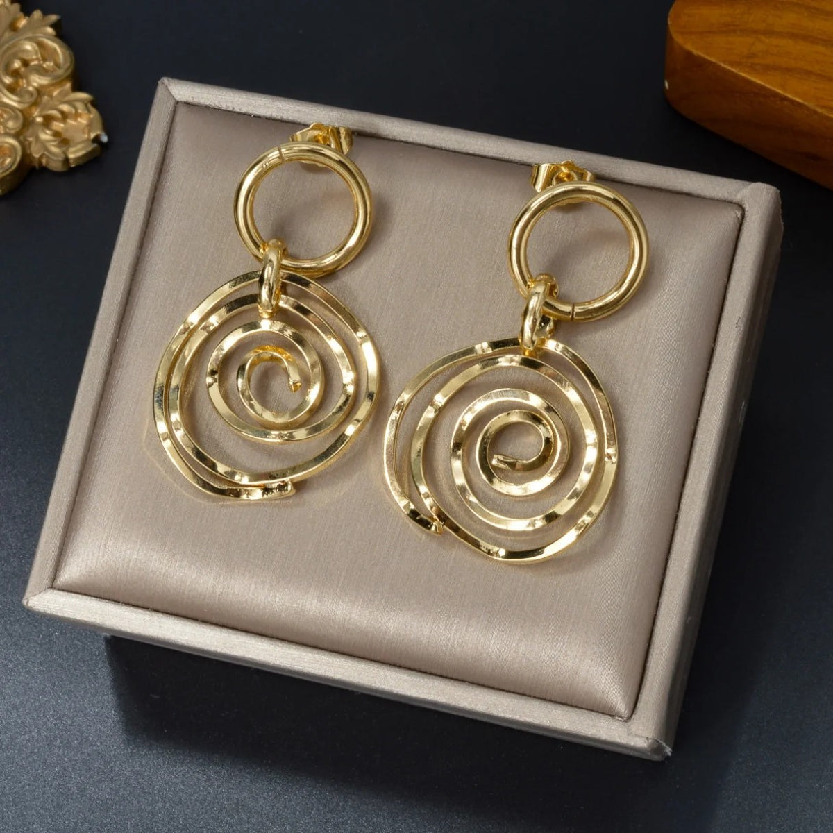 Spiral Link Jewelry Set
