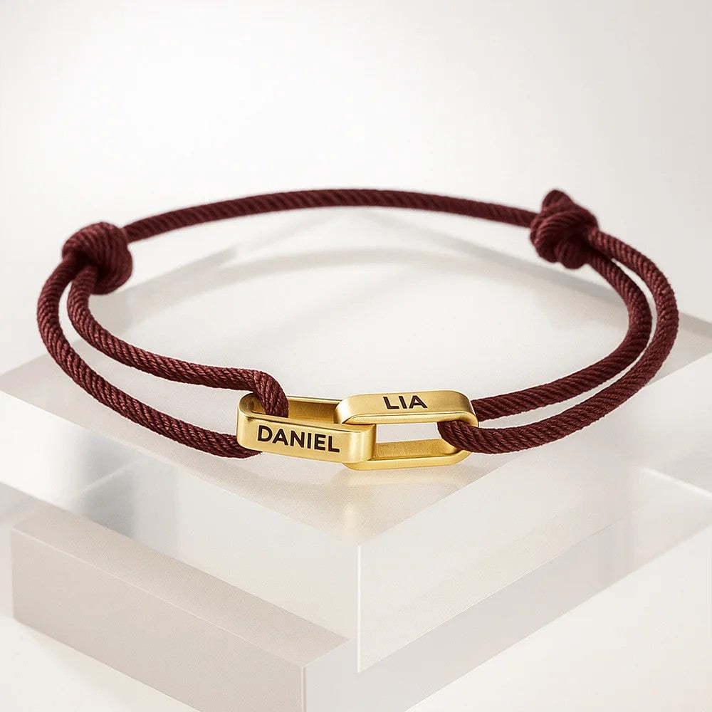Personalized Interlocking Link Bracelet