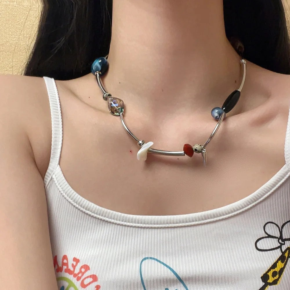 Curved Bar Mixed Bead Necklace