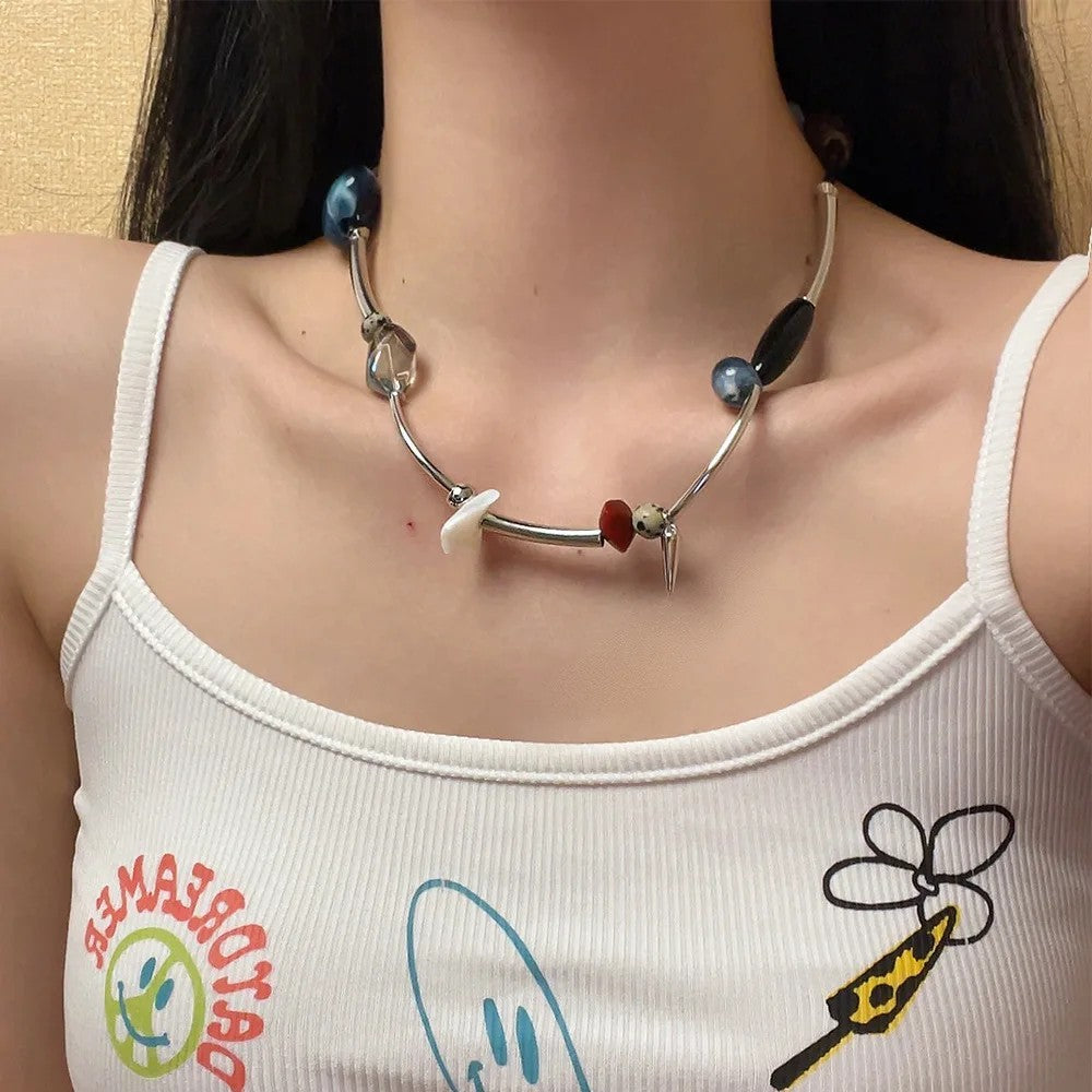 Curved Bar Mixed Bead Necklace