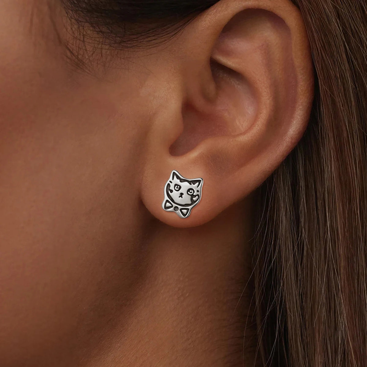 Oxidized Graffiti Cat Stud Earrings