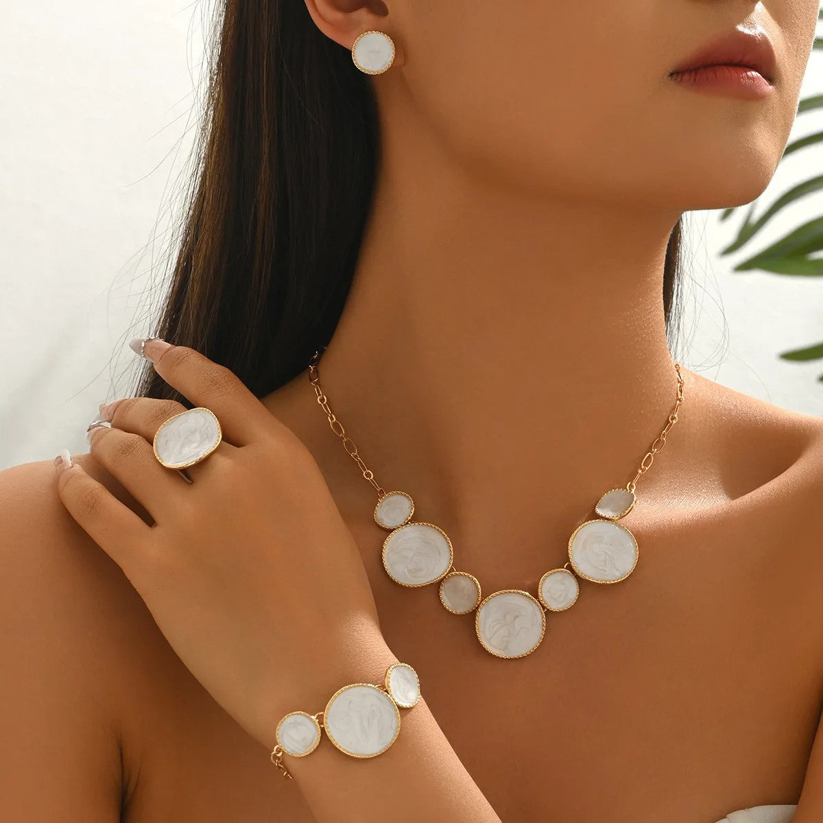 White Stone Disc Jewelry Set