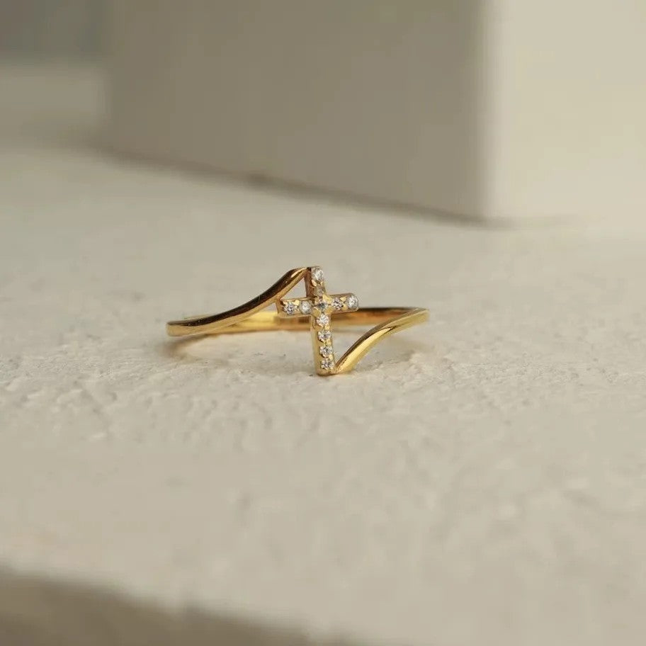 Zircon Cross Ring