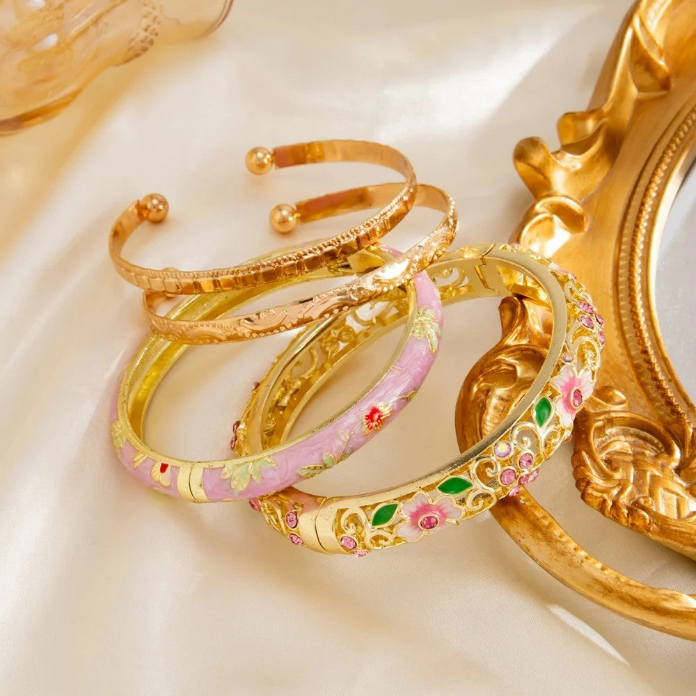 Floral Filigree Bangle Set