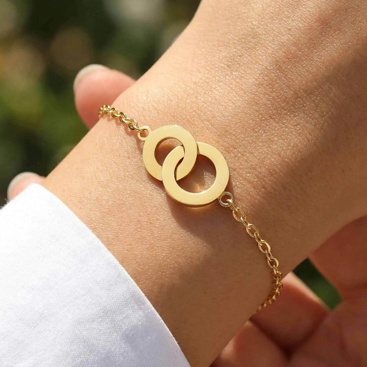 Interlocking Rings Bracelet