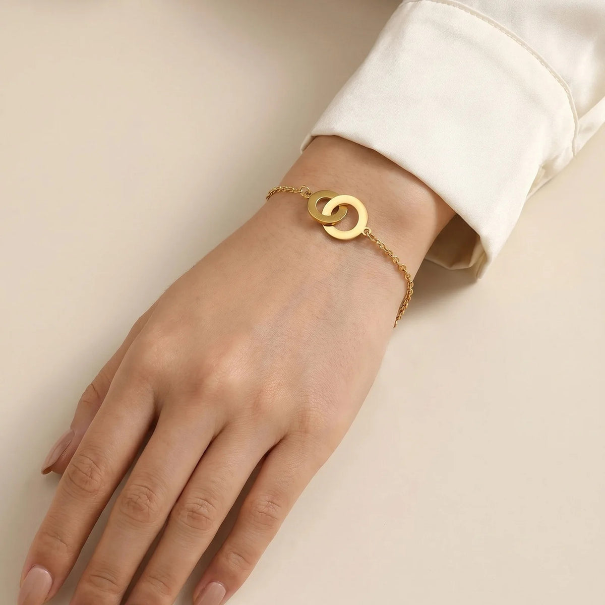 Interlocking Rings Bracelet