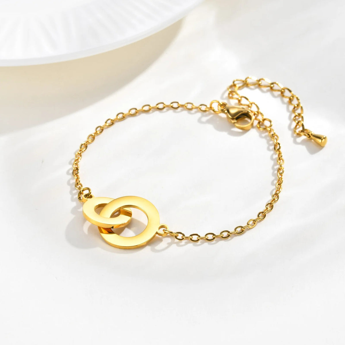 Interlocking Rings Bracelet