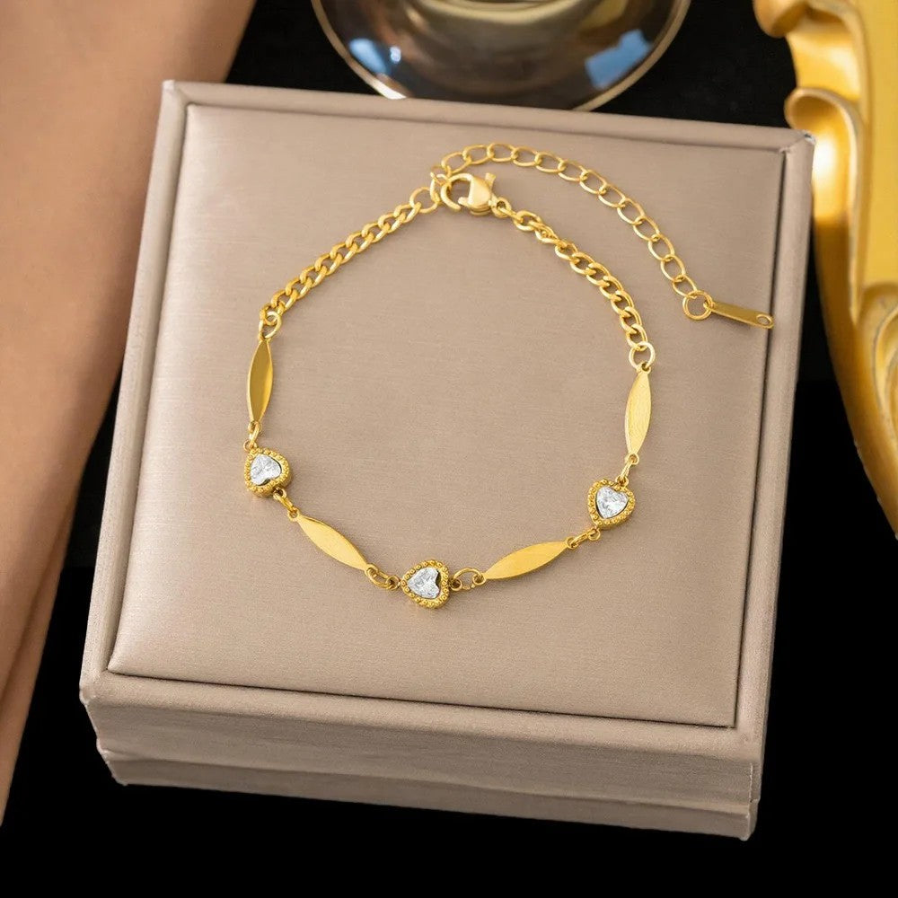 Heart CZ Leaf Link Bracelet