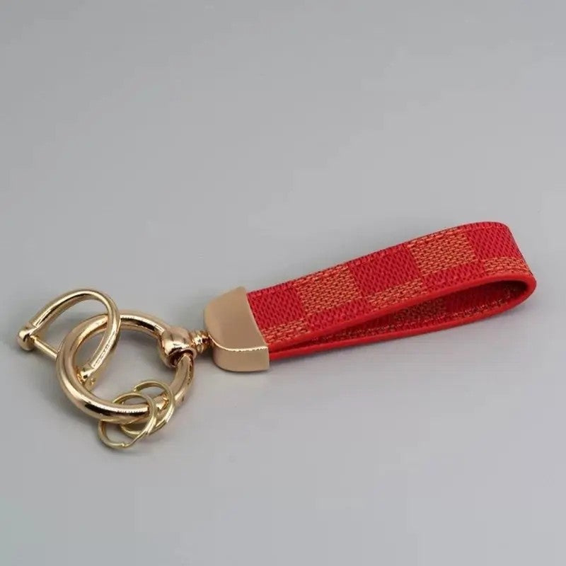 Checkered Horseshoe Keychain