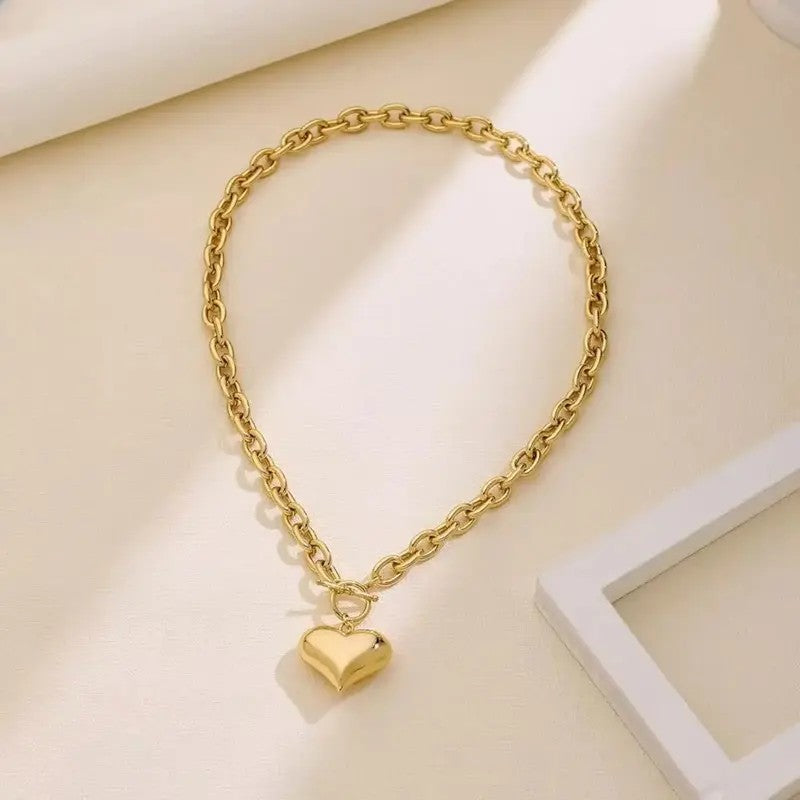 Puffy Heart Curb Chain Necklace
