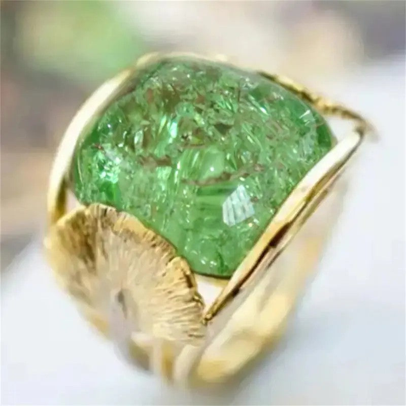 Green Moss Stone Ginkgo Ring