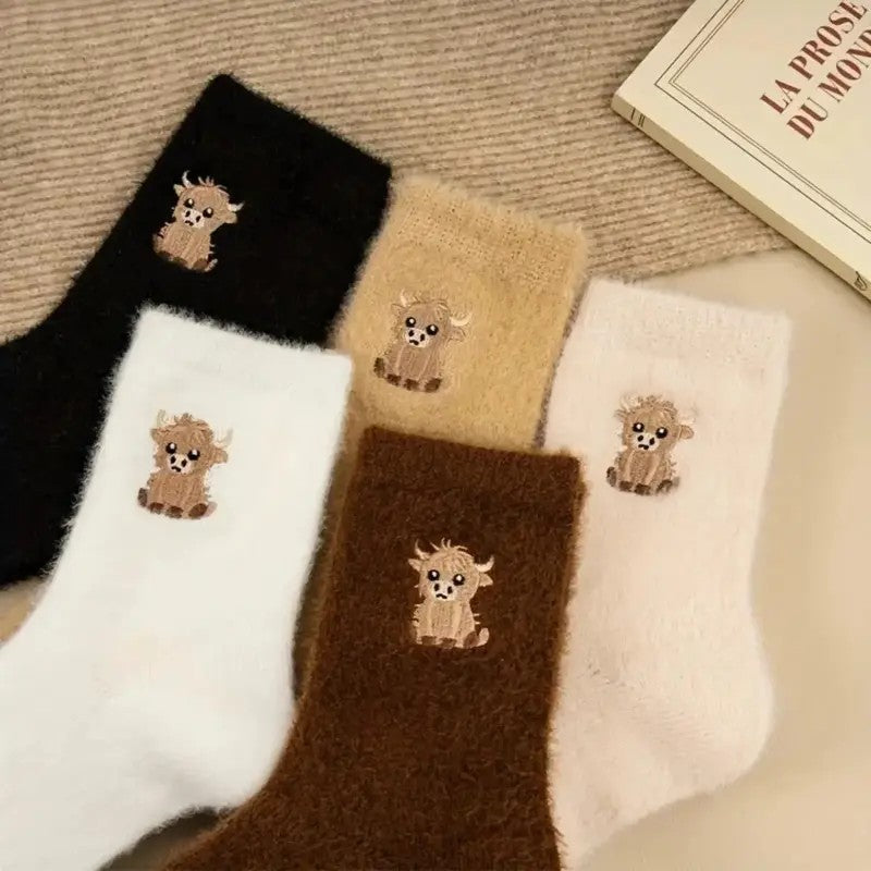 Embroidered Calf Sock Set
