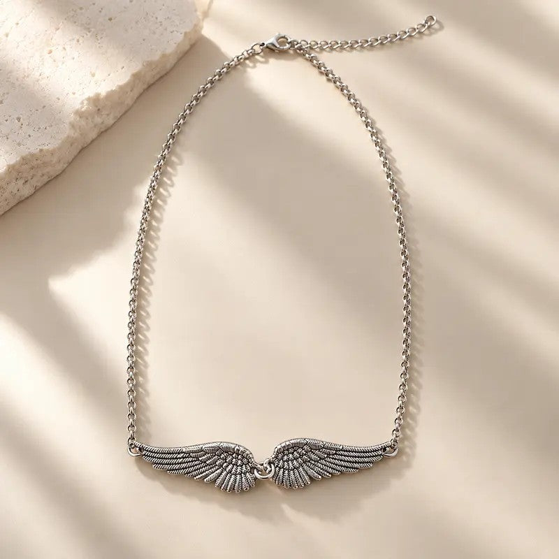 Textured Spread Wing Necklace
