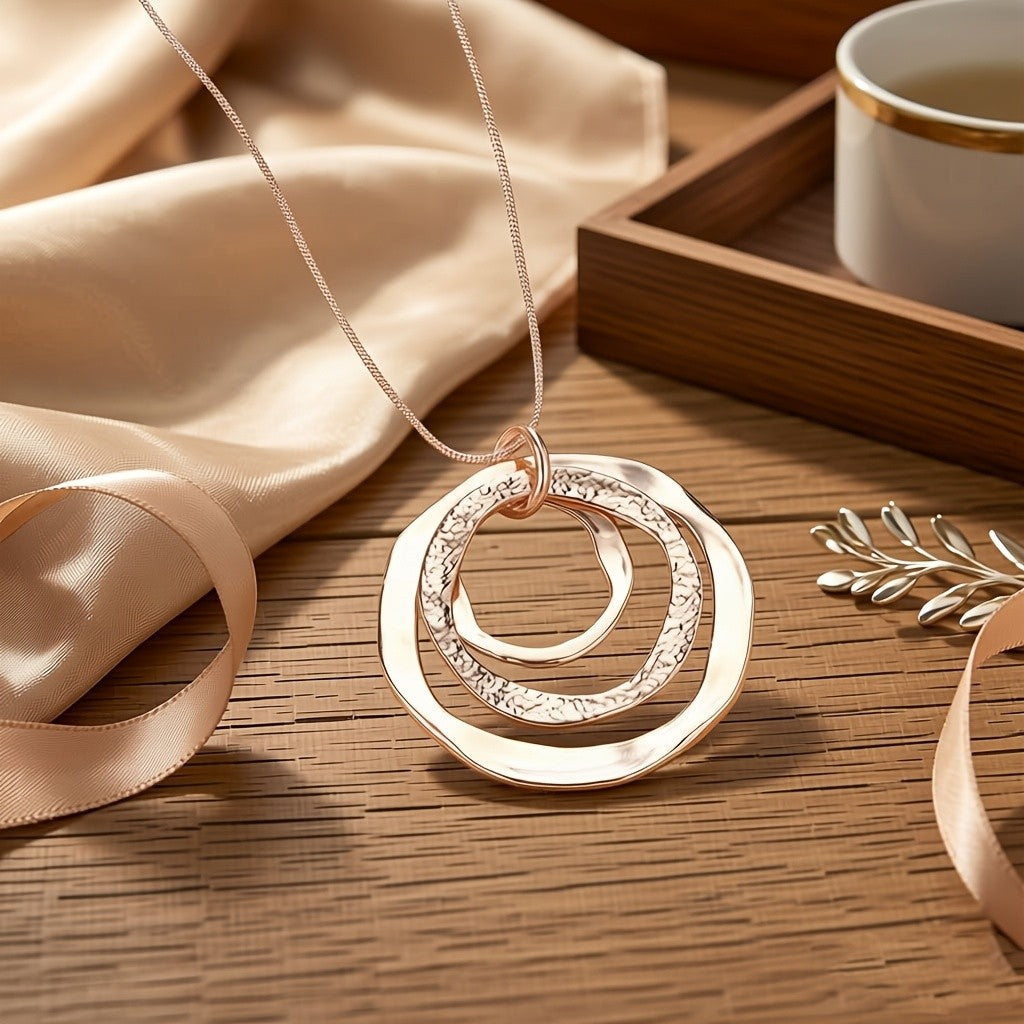 Textured Triple Circle Necklace