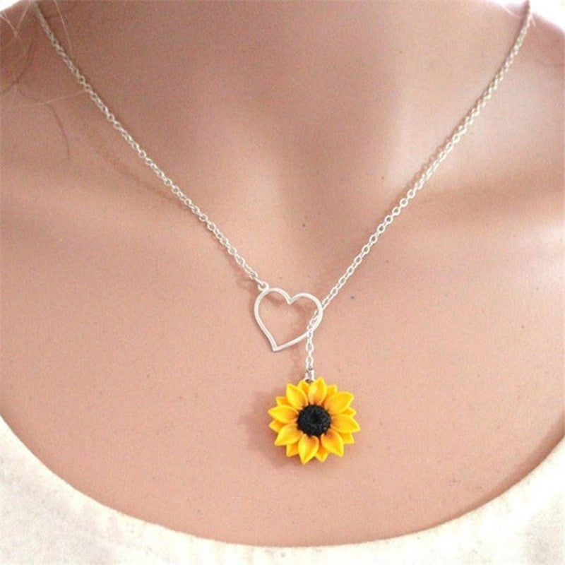 Sunflower & Hollow Heart Lariat Necklace