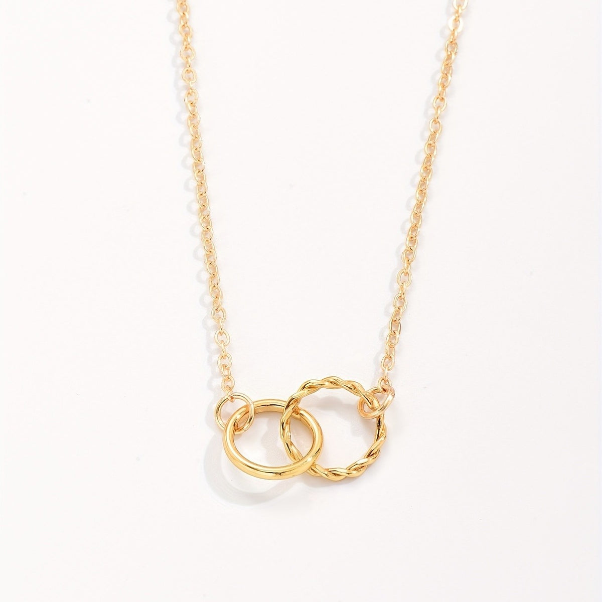Smooth & Textured Circle Necklace