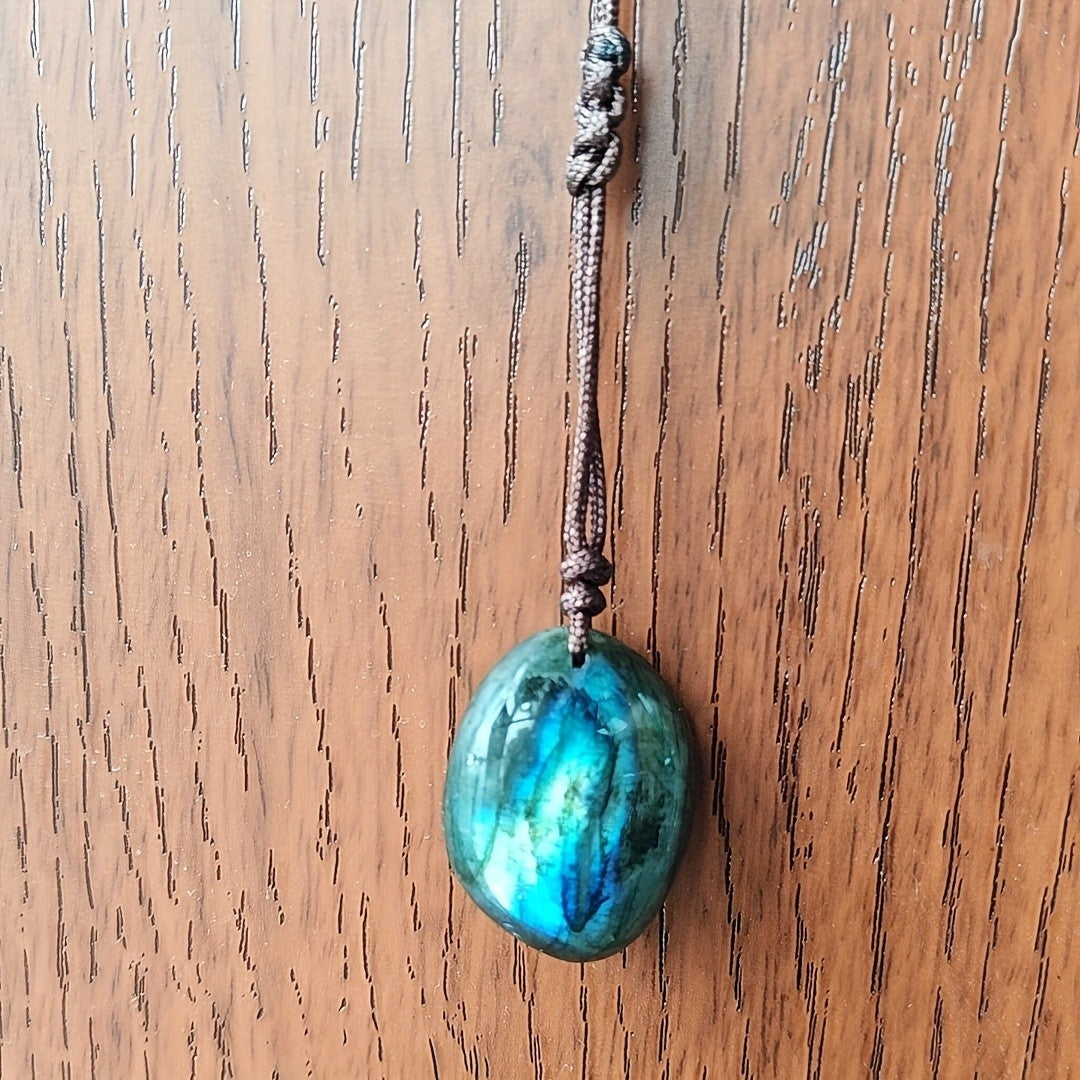 Iridescent Labradorite Stone Necklace