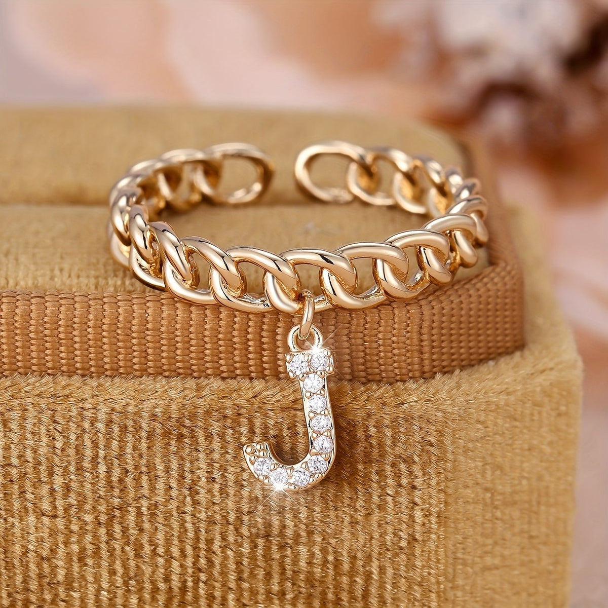 Crystal Initial Chain Ring