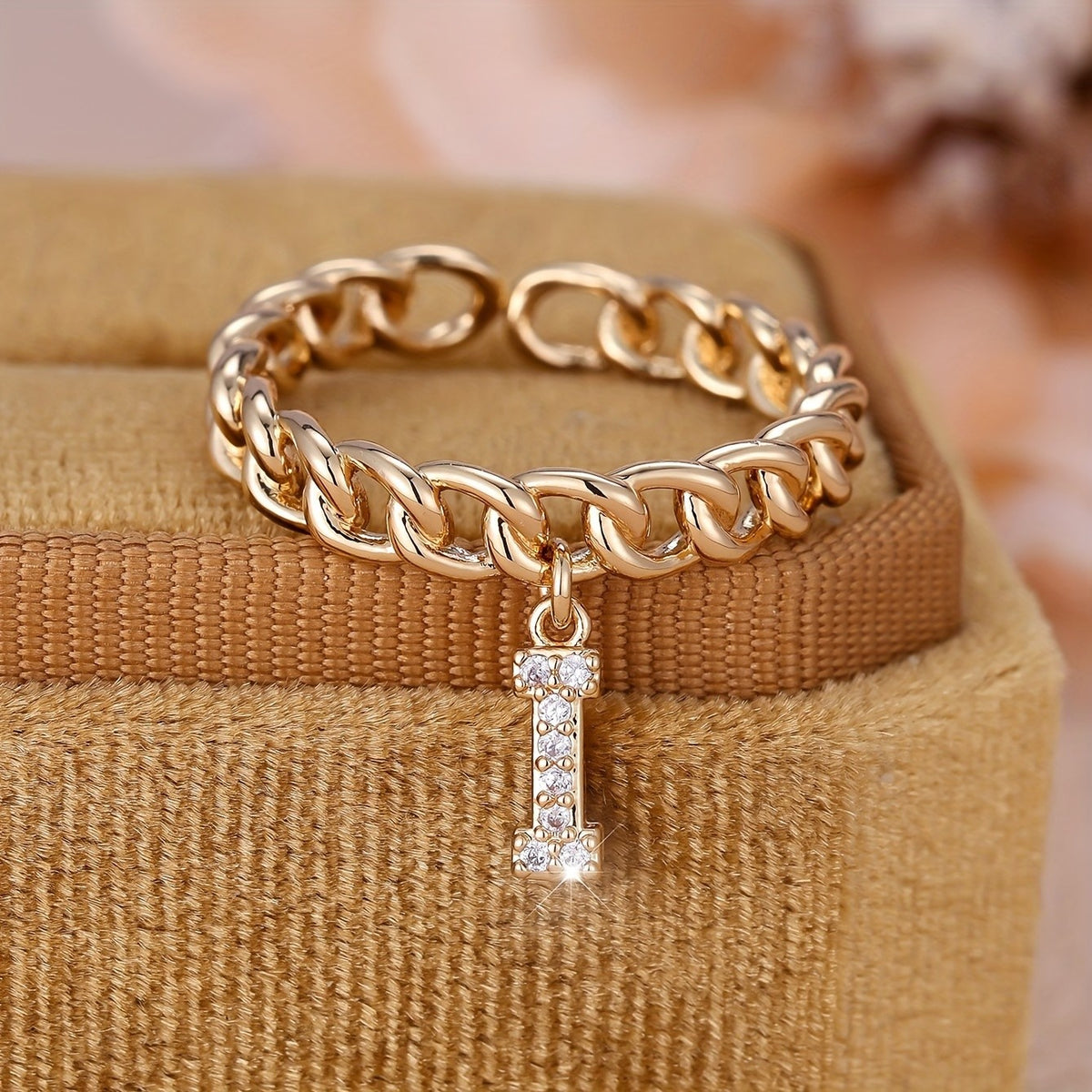Crystal Initial Chain Ring
