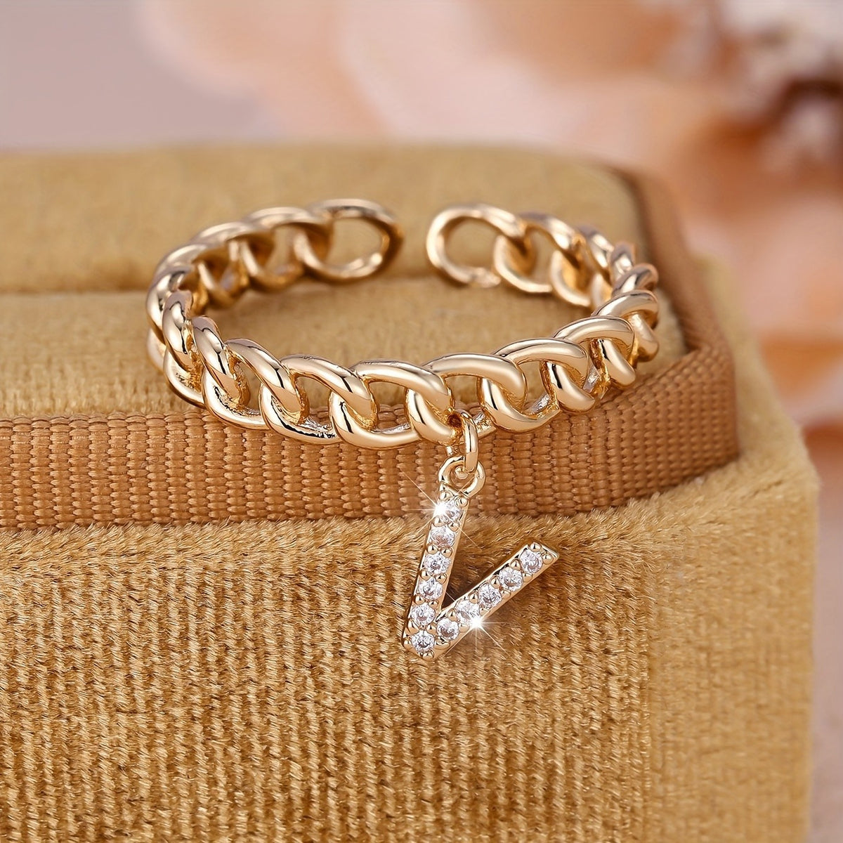 Crystal Initial Chain Ring