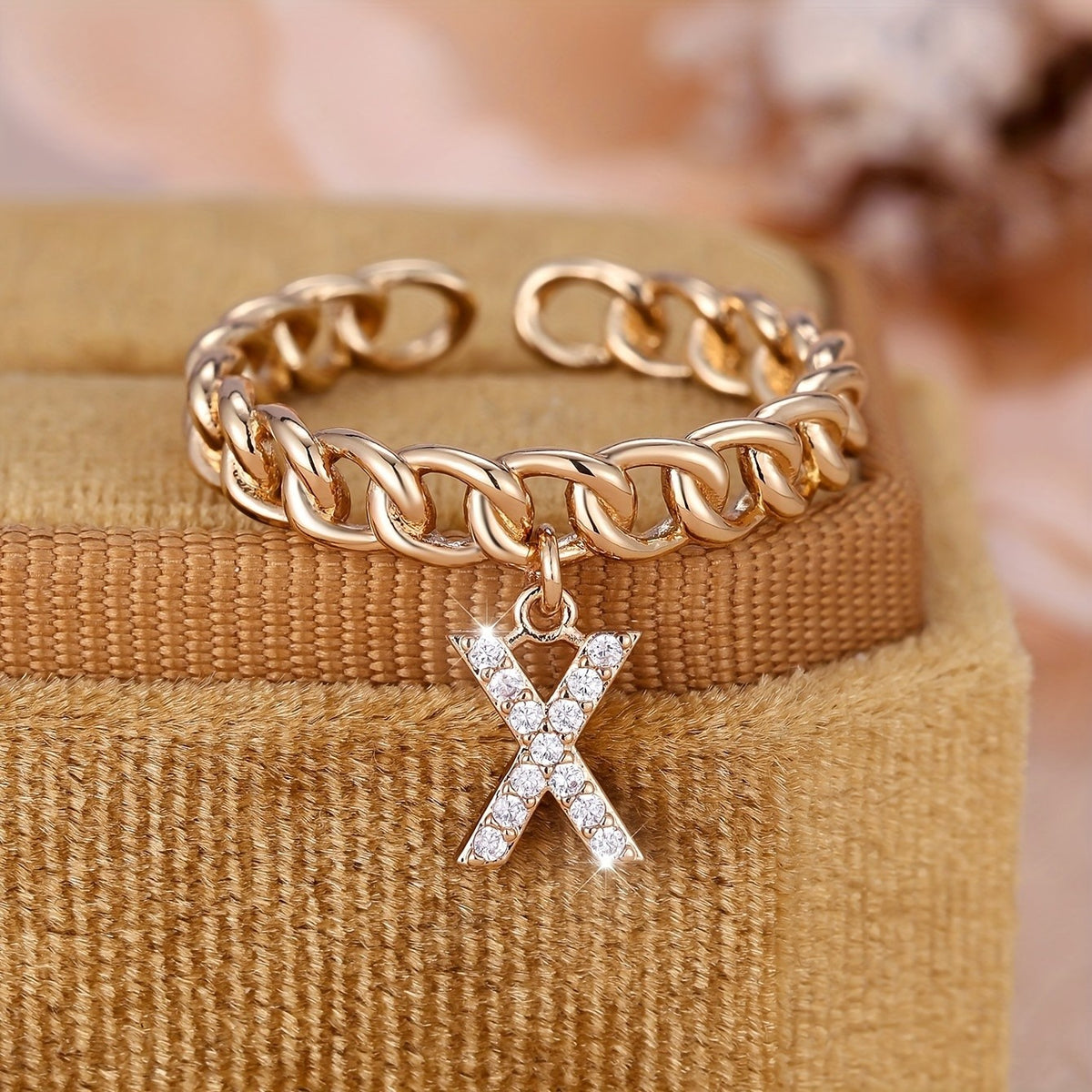 Crystal Initial Chain Ring