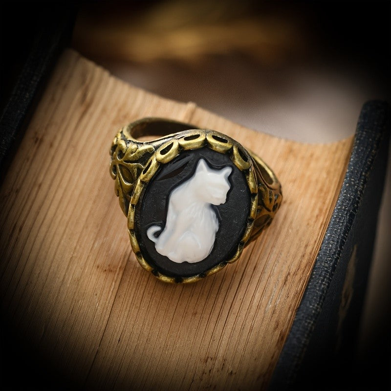 White Cat Cameo Ring