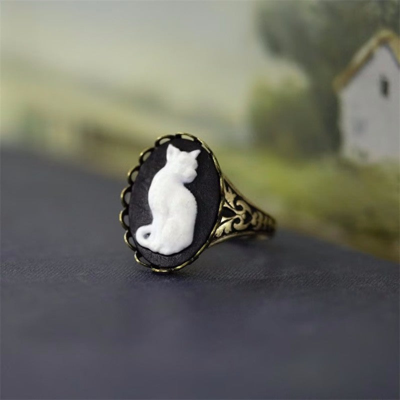White Cat Cameo Ring