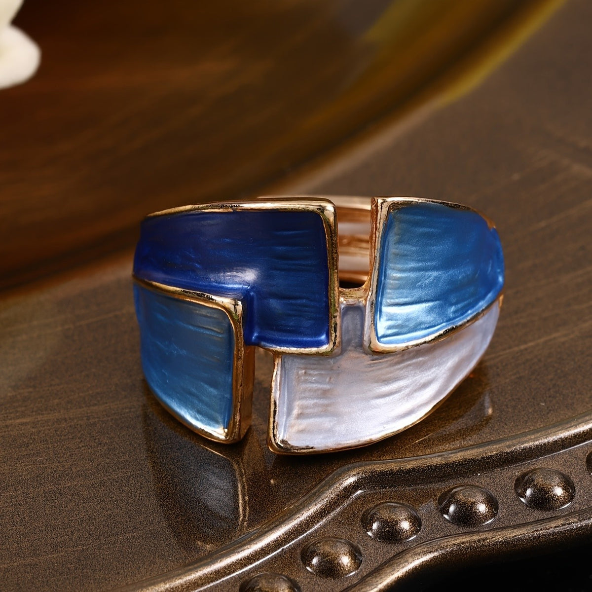 Geometric Enamel Ring