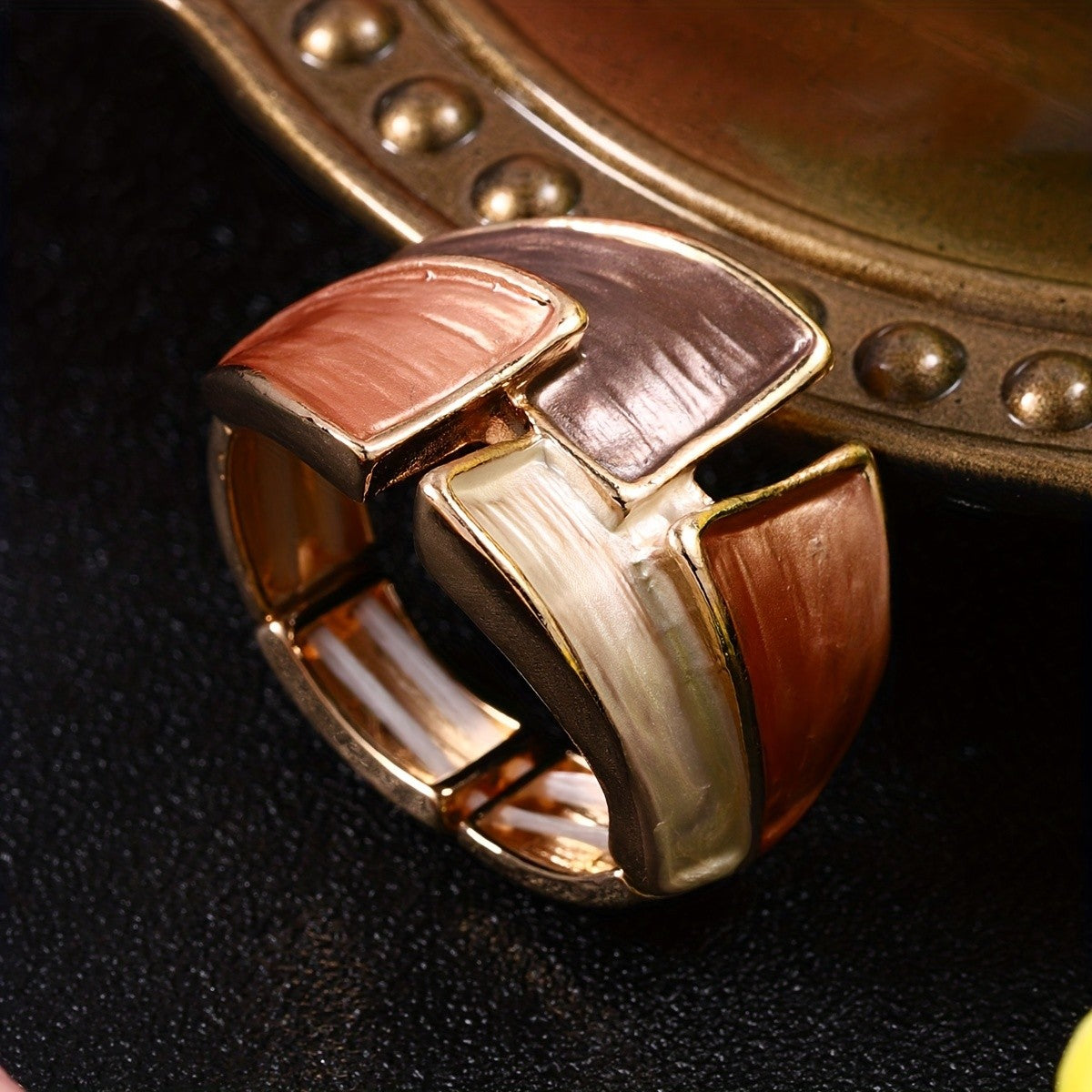 Geometric Enamel Ring