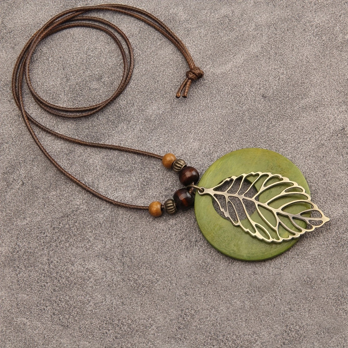 Hollow Leaf Disc Pendant Necklace