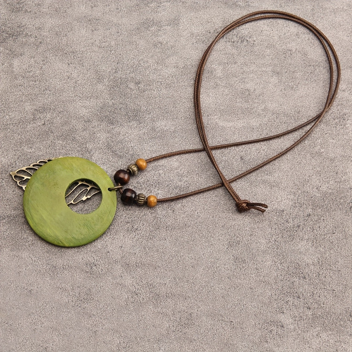 Hollow Leaf Disc Pendant Necklace