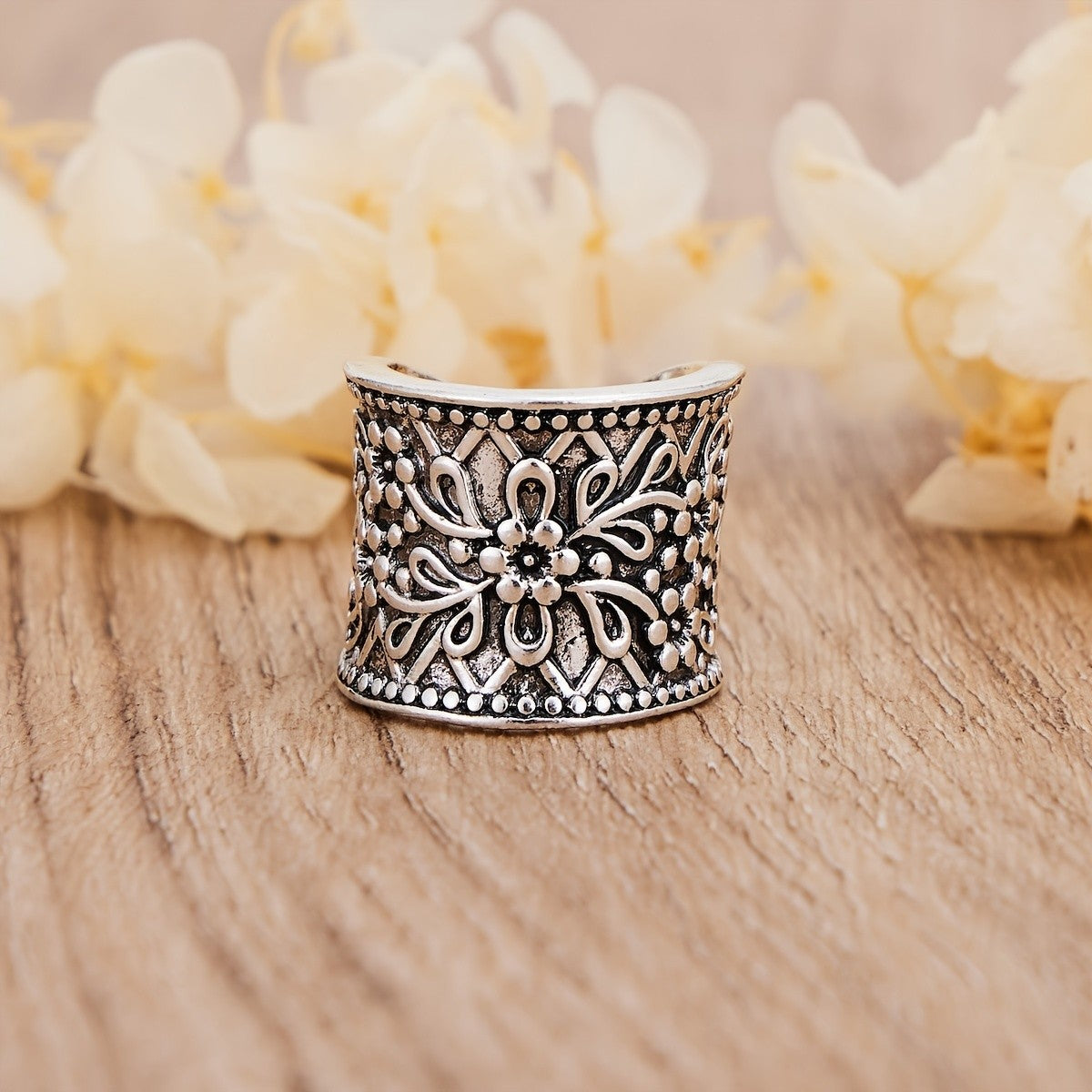 Vintage Floral Carved Wide Ring